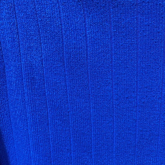 Sweater - Picture 11 of 12